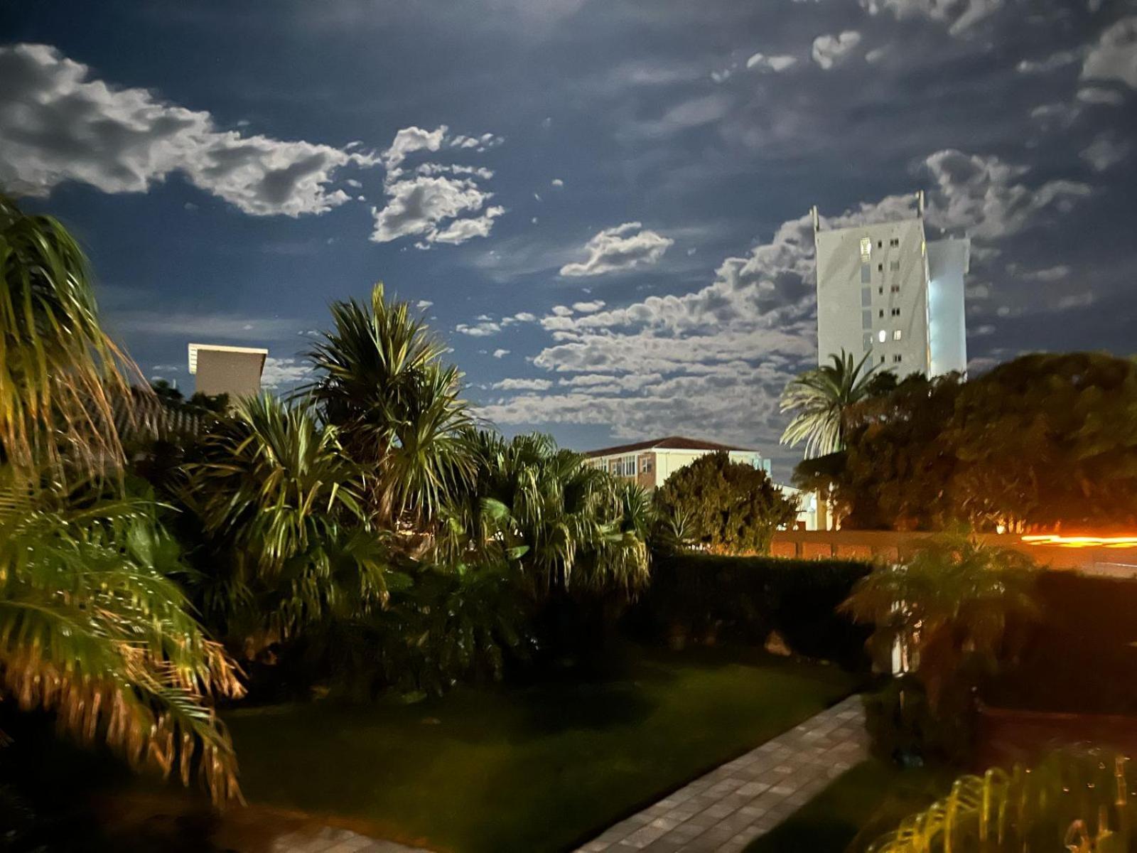 At Sta-Plus Guest House Port Elizabeth Exterior foto